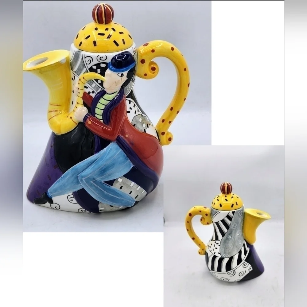 Juleez Hand Crafted Hand Painted Teapot Designed by Artist Julie Borden